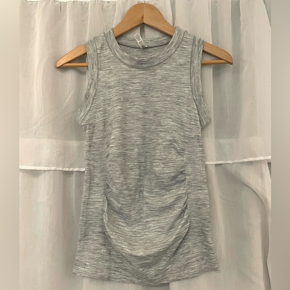 Athleta Foresthill Ascent Tank XS Grey Heather